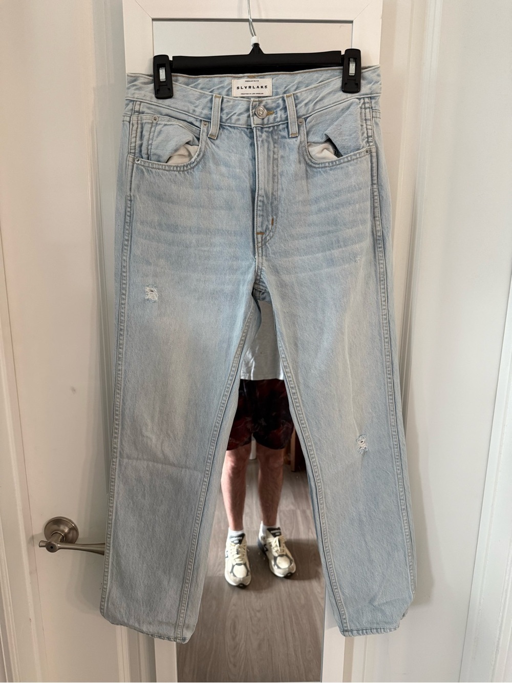 SLVRLAKE Virginia Slim Jeans Light Wash Distressed Denim Size 27 - Picture 2 of 7